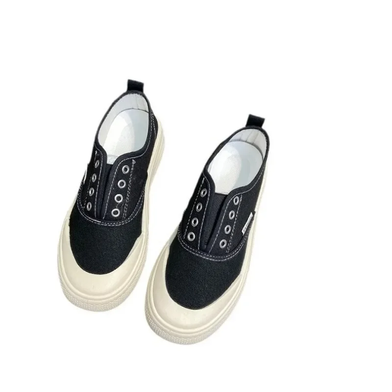 Women Canvas Flat Shoes Spring New Fashion Solid Color Breathable Women Sports Thick Soled Canvas Off White Casual Shoes