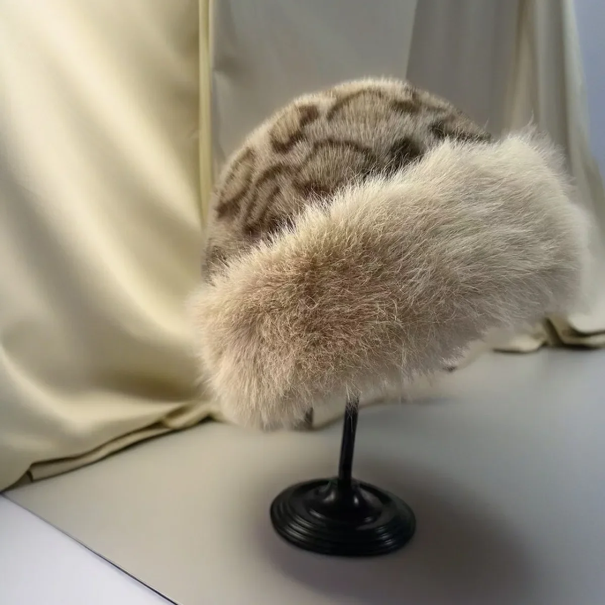 2025 Fashionable Warm Versatile Solid Color Practical Mongolian Hat 2025 New Thickened Warm Ear Protection Basin Hat