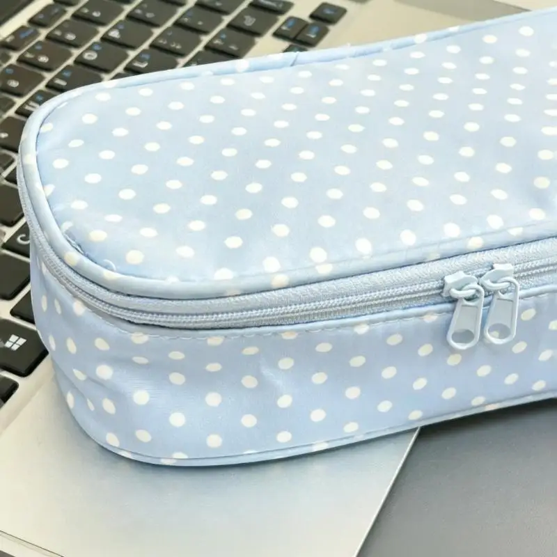 Einfaches blaues Polka-Dot-Federmäppchen mit großer Öffnung und großem Fassungsvermögen, Geschenk für Schreibwaren. – Detail 5