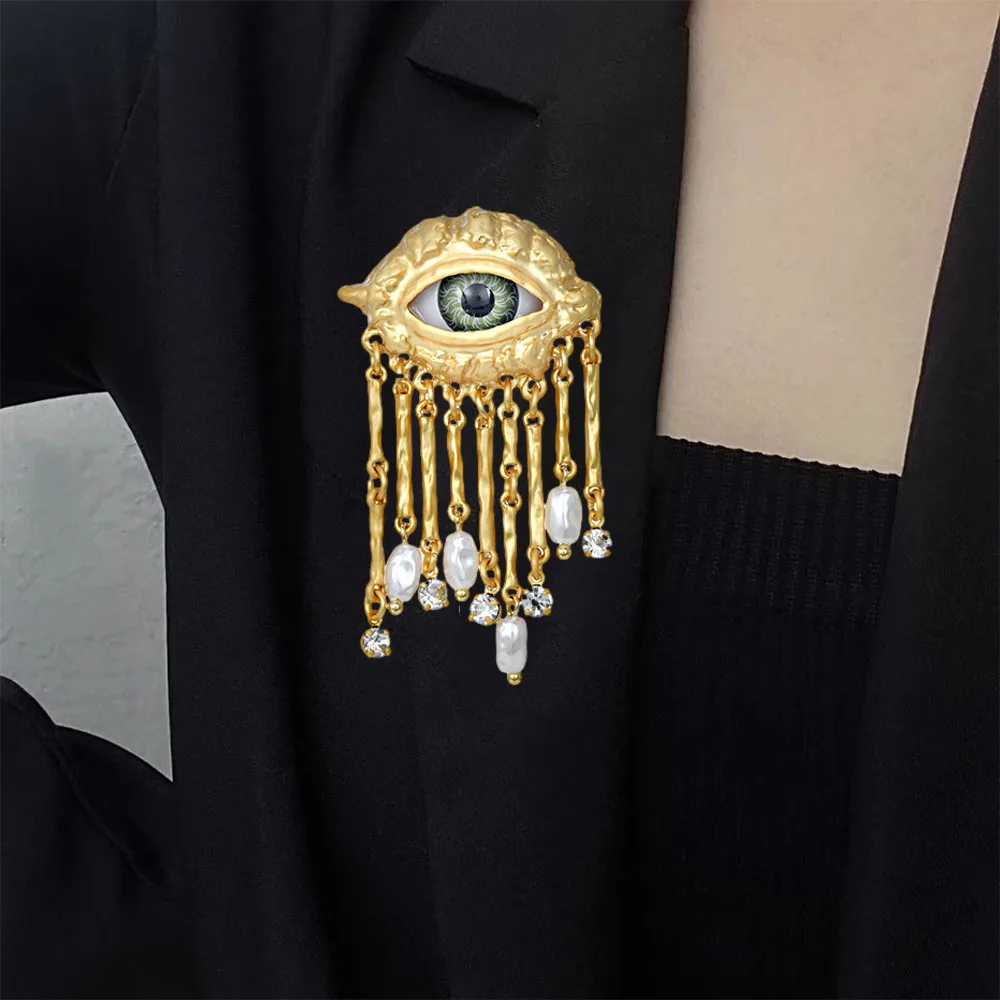 

Exaggerated Women Men Vintage Eyes of Demon Brooch Pins Trendy Style Imitated Pearl Delicate Tassels Metal Badge Jewelry