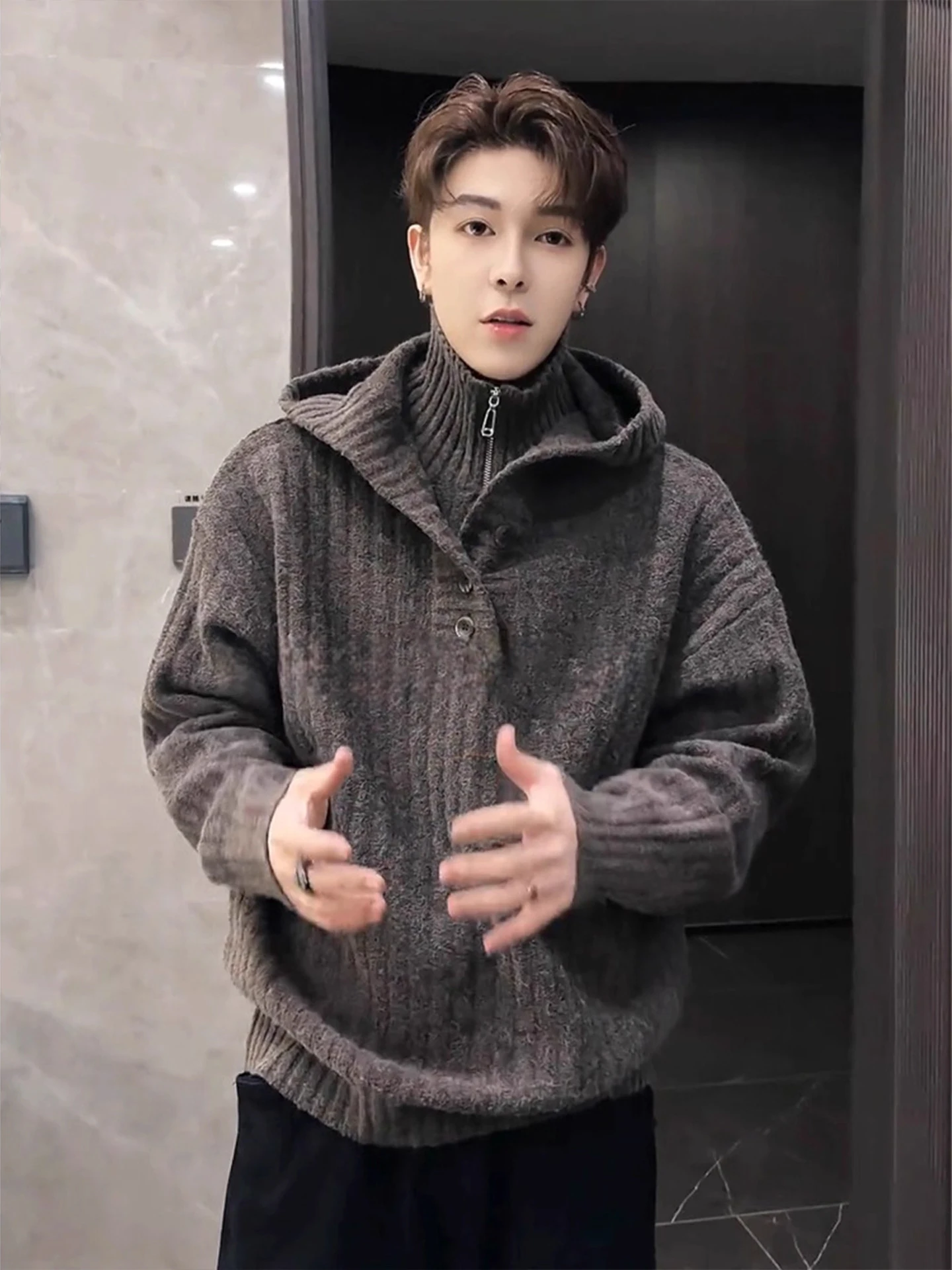 

Men's Hoodie Knitwear Winter Lazy Loose Feeling Yarn Men's Inner Wear Base High Sense Knitted irt Casual Sle Zipper Closure