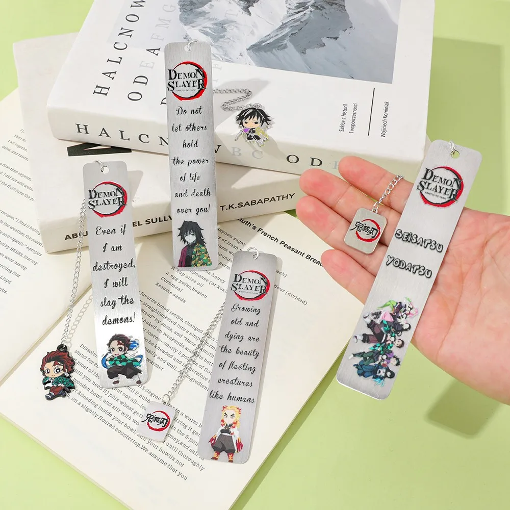 Marcapáginas de metal Demon Slayer Anime con dijes de personajes, regalo temático de mangá para fanáticos, accesorio de lectura ideal para Otakus