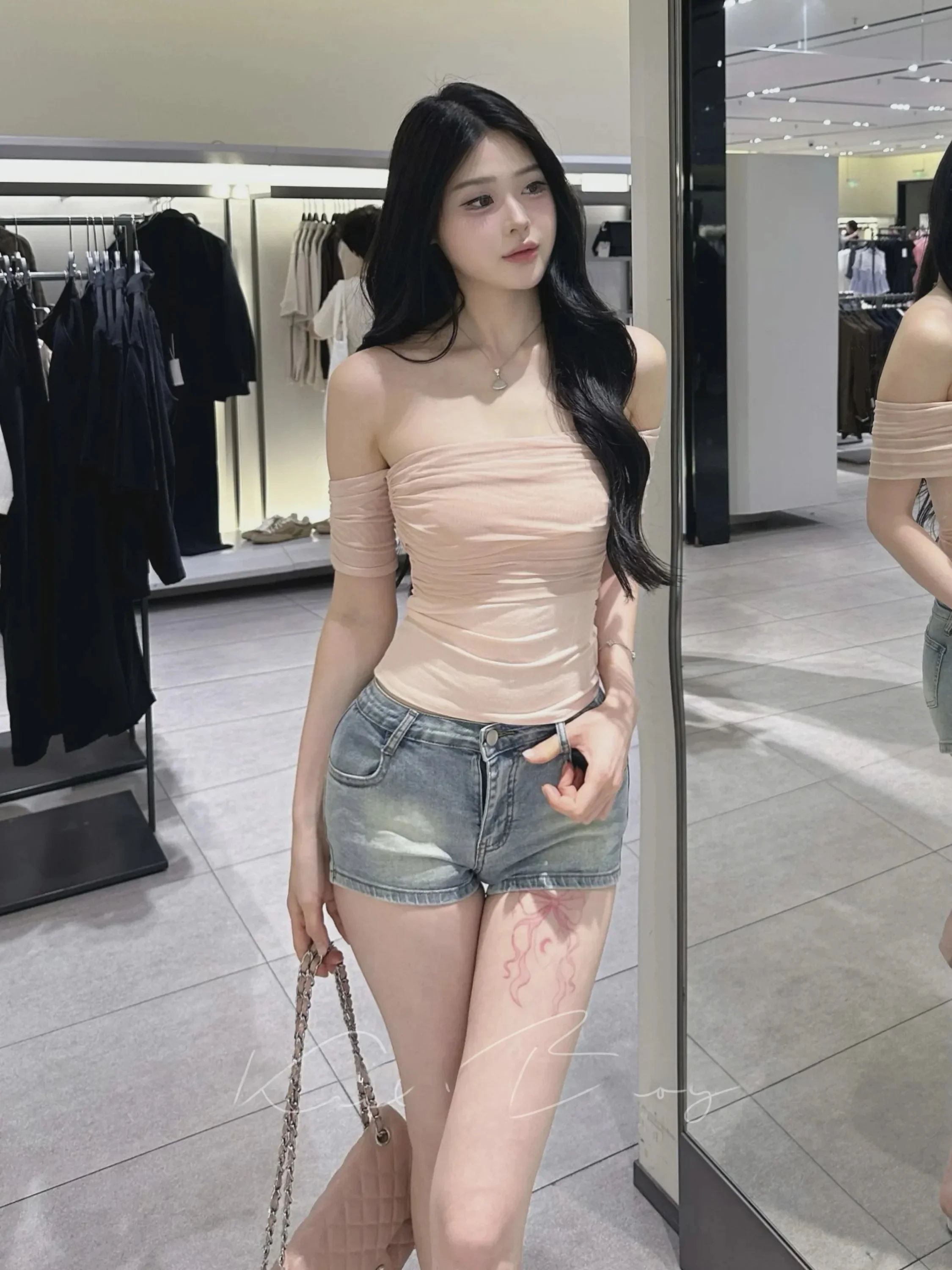 American Style Low Waist Denim Shorts Women Summer Slim Fit High Elasticity Low Waist Jeans Shorts Hip Enhancing Fashionable