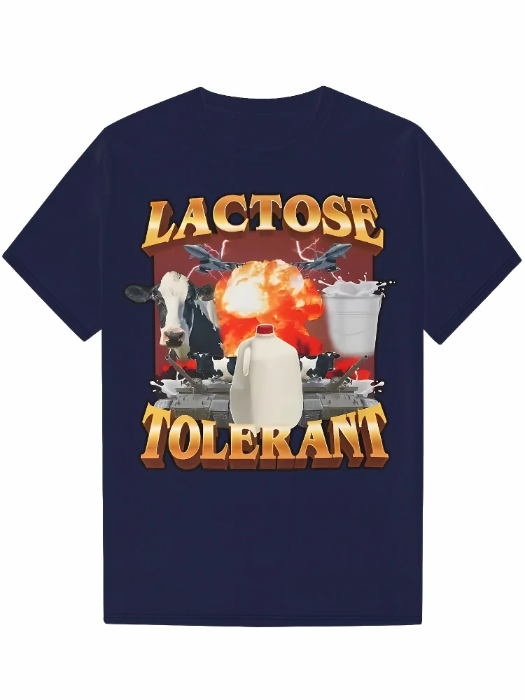 تصميم "Lactose Intolerant" مع تصميم حيوانات المزرعة وعناصر البارنيارد - تي شيرت مطبوع برقبة دائرية من القطن بنسبة 100%.