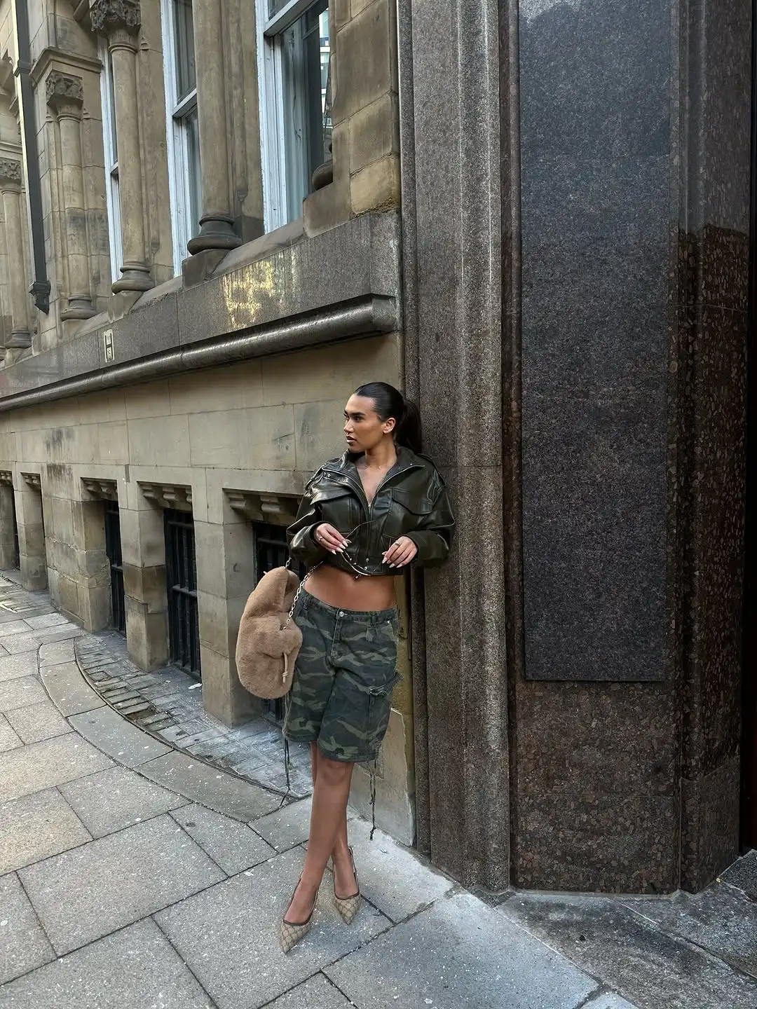 Jaqueta de Couro Cropped Casual com Lapela para Mulheres, Elegante, Manga Longa, com Zíper e Bolso, Jaquetas Curtas 2026, Moda Diária de Rua para Mulheres