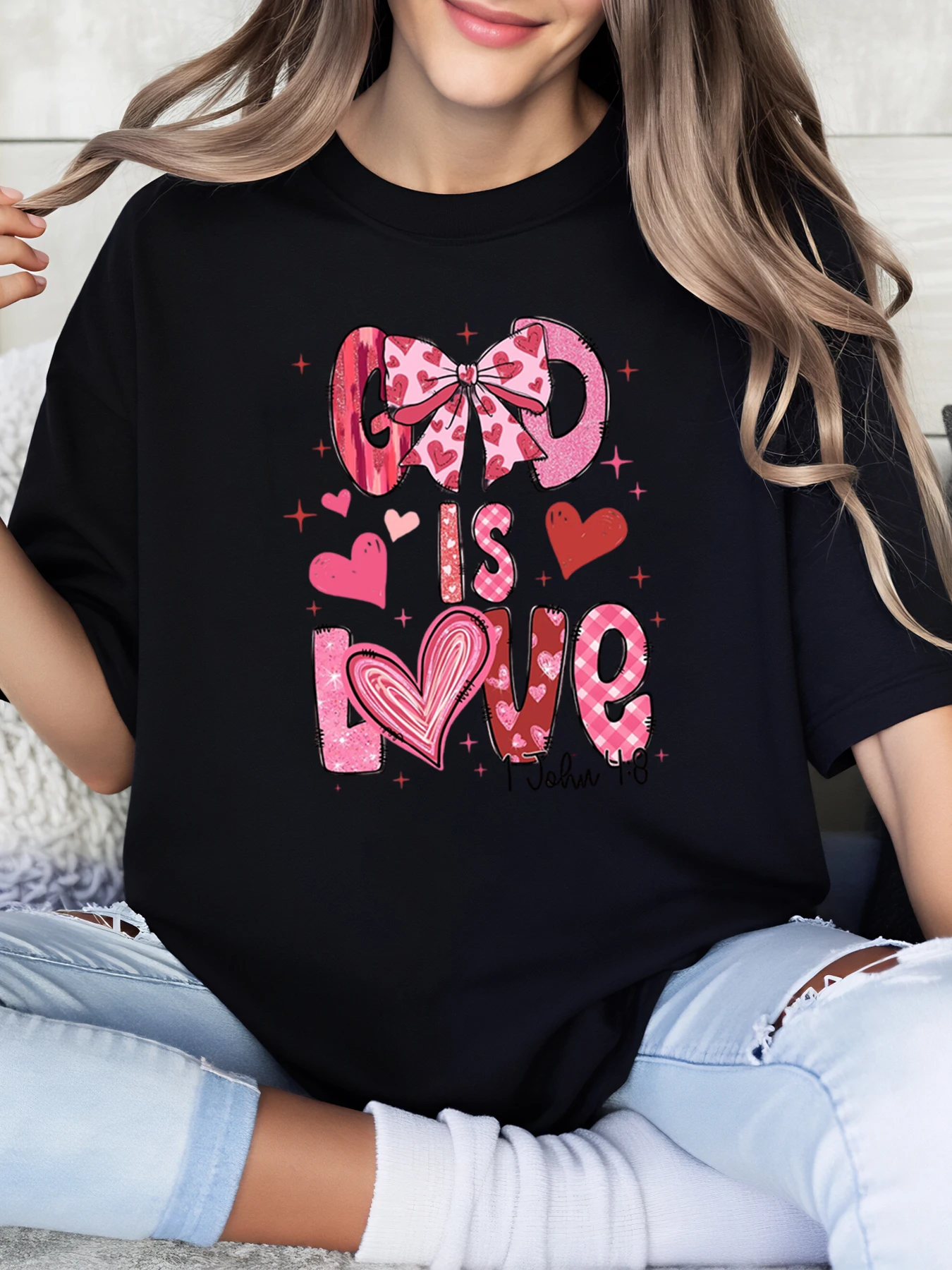 

God Is Love Valentine's Day Printed T-Shirt Women's Casual Wear for Home and Outings Black Plus-Size