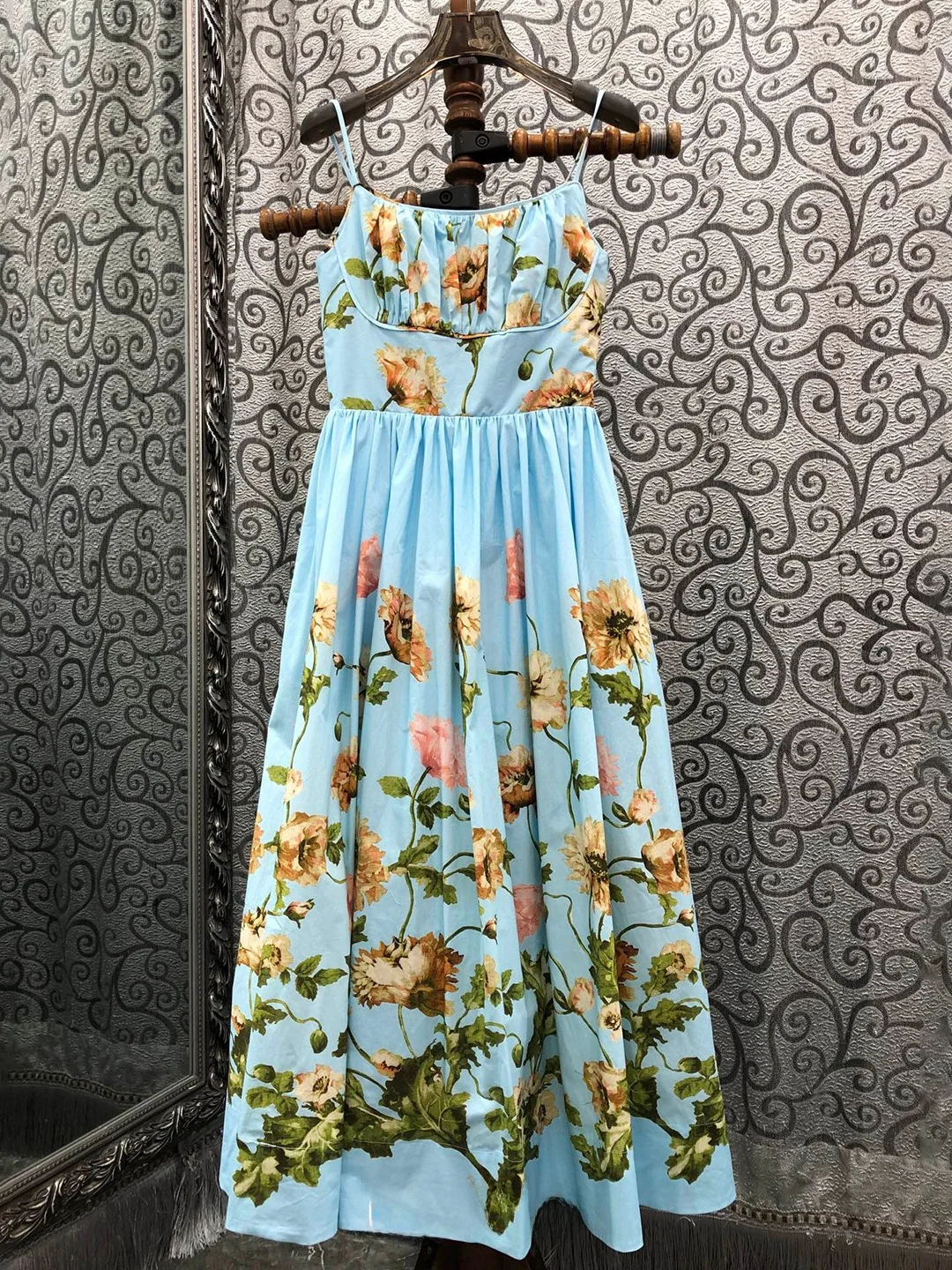 Milan Small Town Southern Oil European Style Gentle Large Swing Strap Dress Hand-painted Retro Print Midi Dress G30