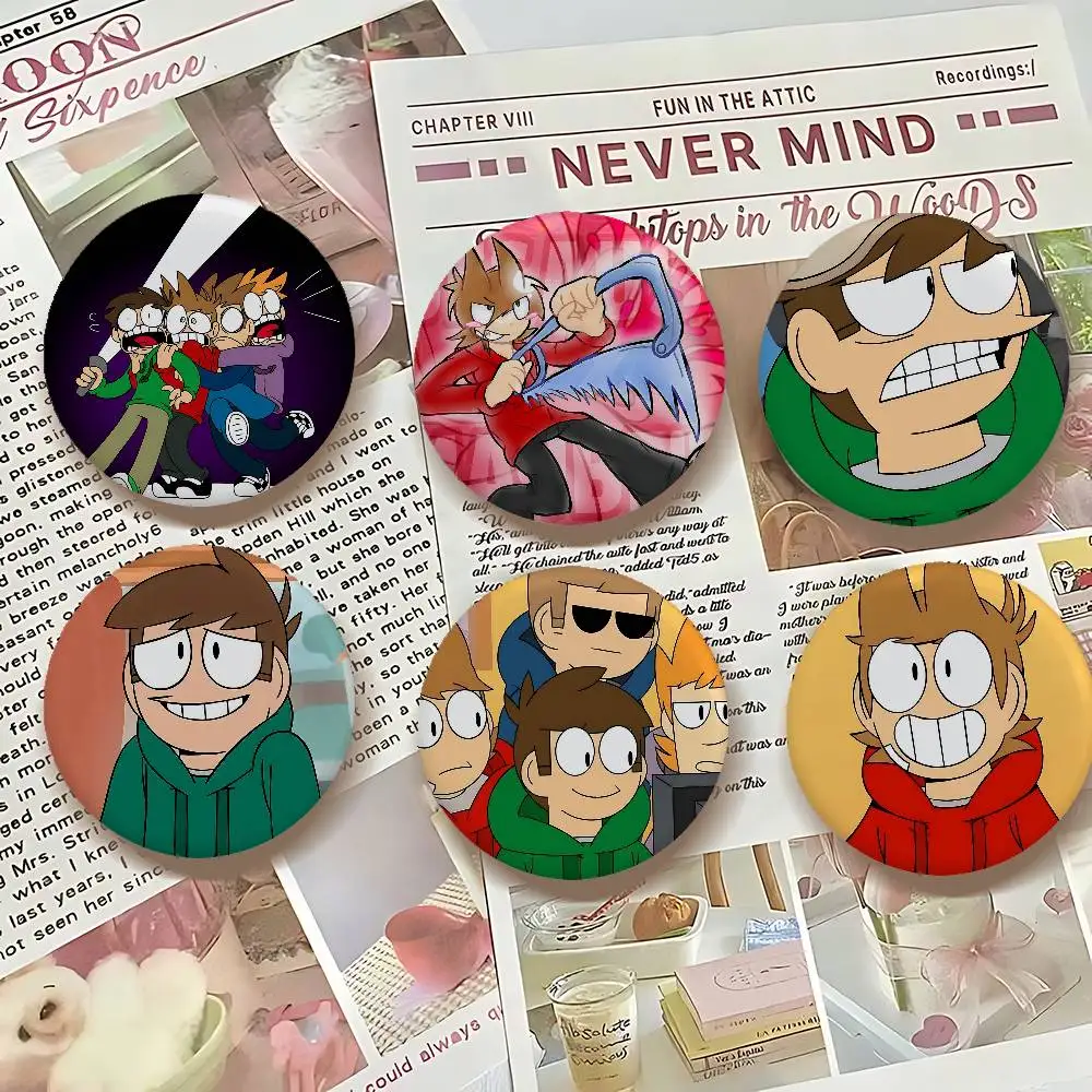 الكرتون E-Eddsworld أنيمي قسط صفيح دبابيس التلبيب المستديرة: دبابيس شارة لطيف لملحقات حقيبة الكتف، هدايا تذكارية