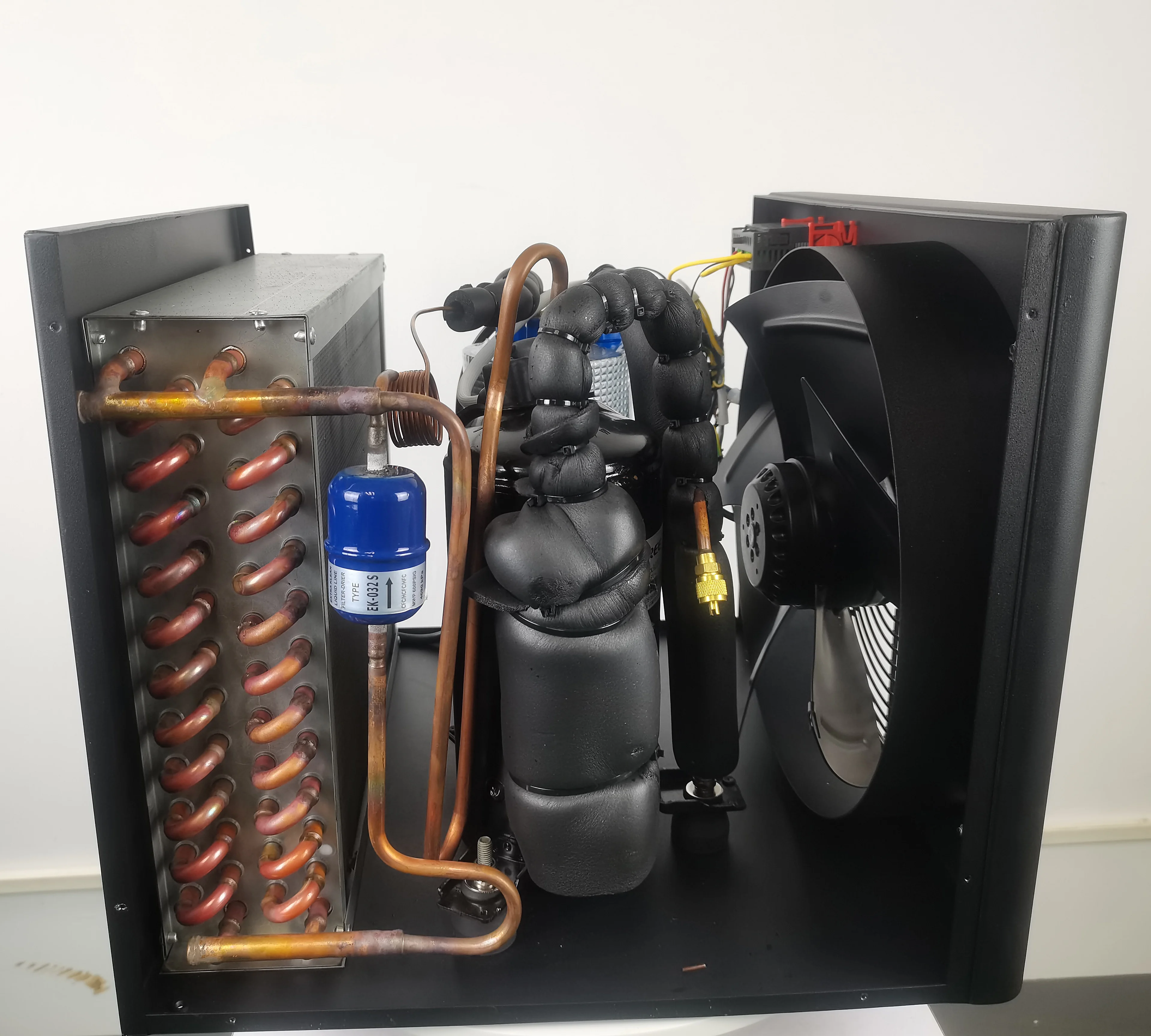 Supported Sport Recovery 1000L Ice Bath Chiller Quick Cooling Metal Material 15 Mins to Cool Down