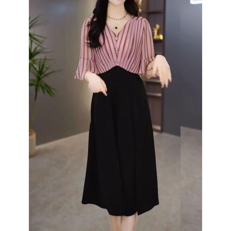 2024 Summer New Women's Contrast Color V-Neck Button Striped Spliced Half Sleeve Elegant Trendy Slim Commuter Midi Dress