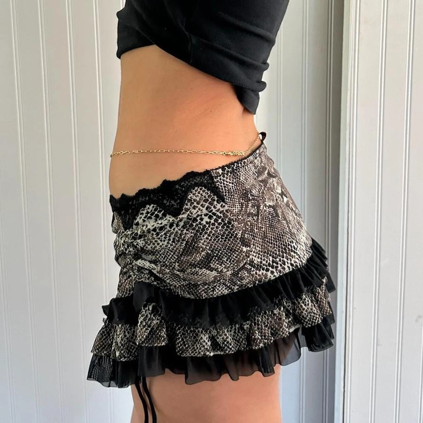 Sexy Women Mini Skirt Fashion Low Waisted Leopard Print Ruffle Lace Edge Short Skirt Club Streetwear