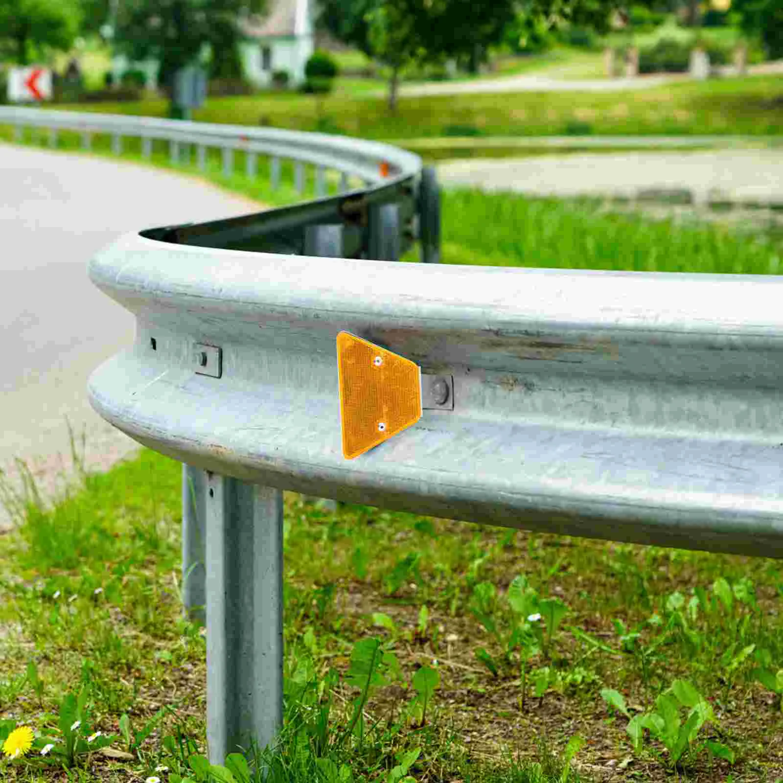 Marqueurs de chaussée de coulée, délimitateur, réflecteurs de route, délimiteurs jaunes d'allée