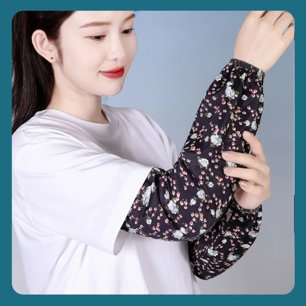 New Fashion Floral Ice Silk Gloves Loose Breathable Sunscreen Sleeves Arm Protectors Anti-UV Long Mittens Summer view 3