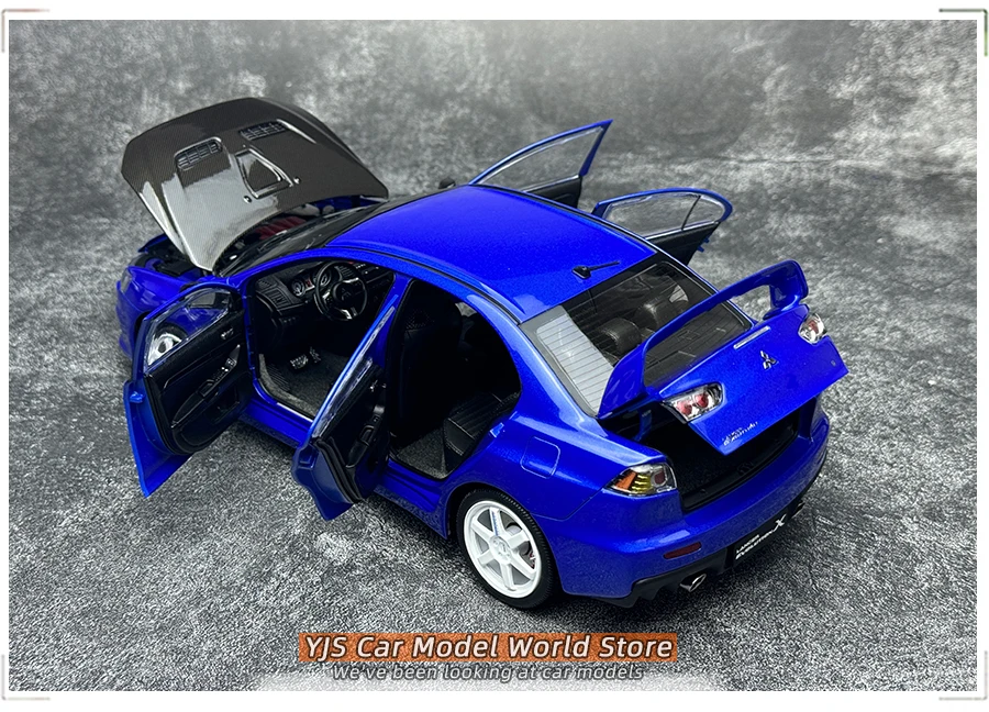 Modelo VIAT em escala 1:18, novo Mitsubishi Lancer Evolution X em
