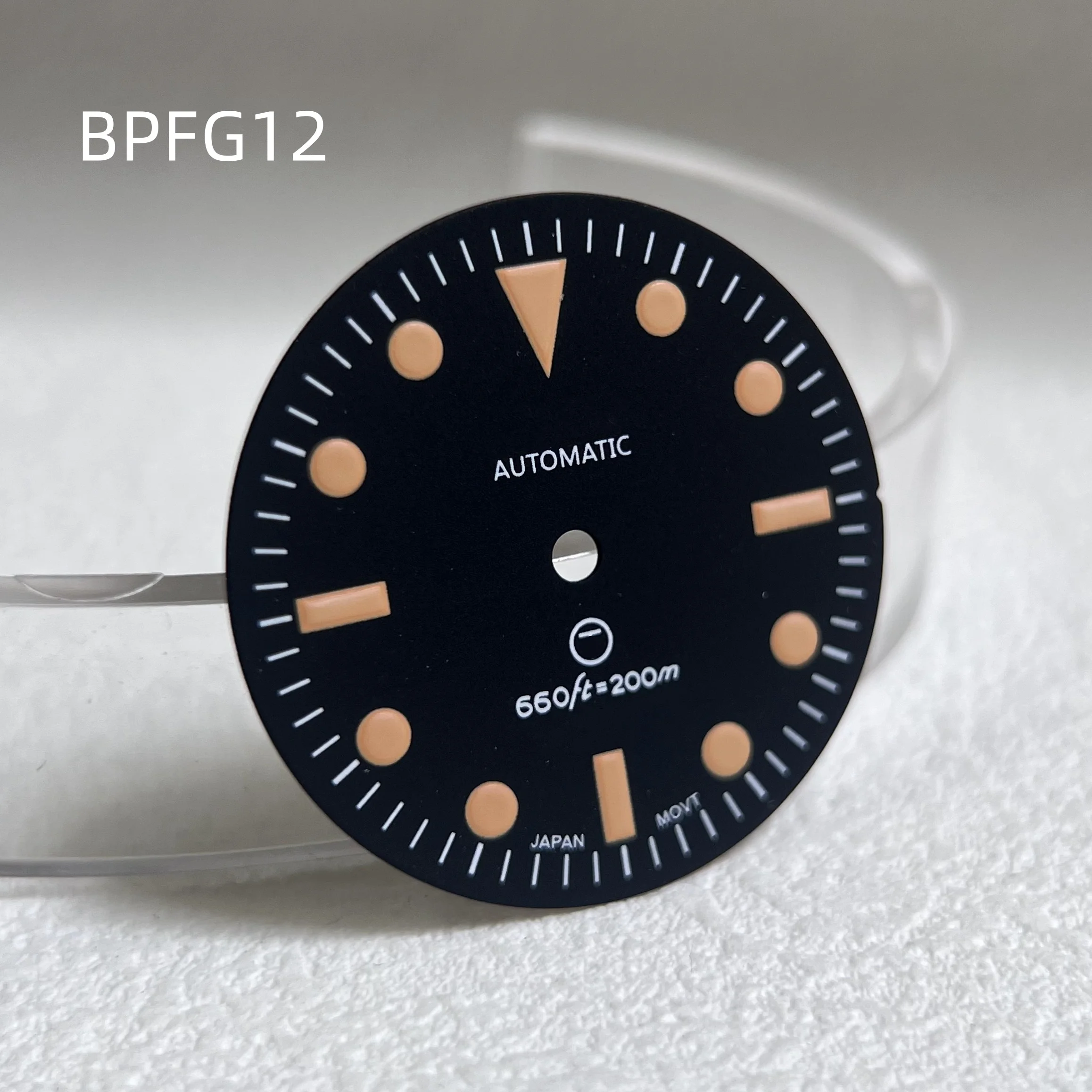 28.5 ملم أسود كلاسيكي ريترو NH35 حركة قرص ماتي مضيئة S.Logo ملحقات ساعة مخصصة