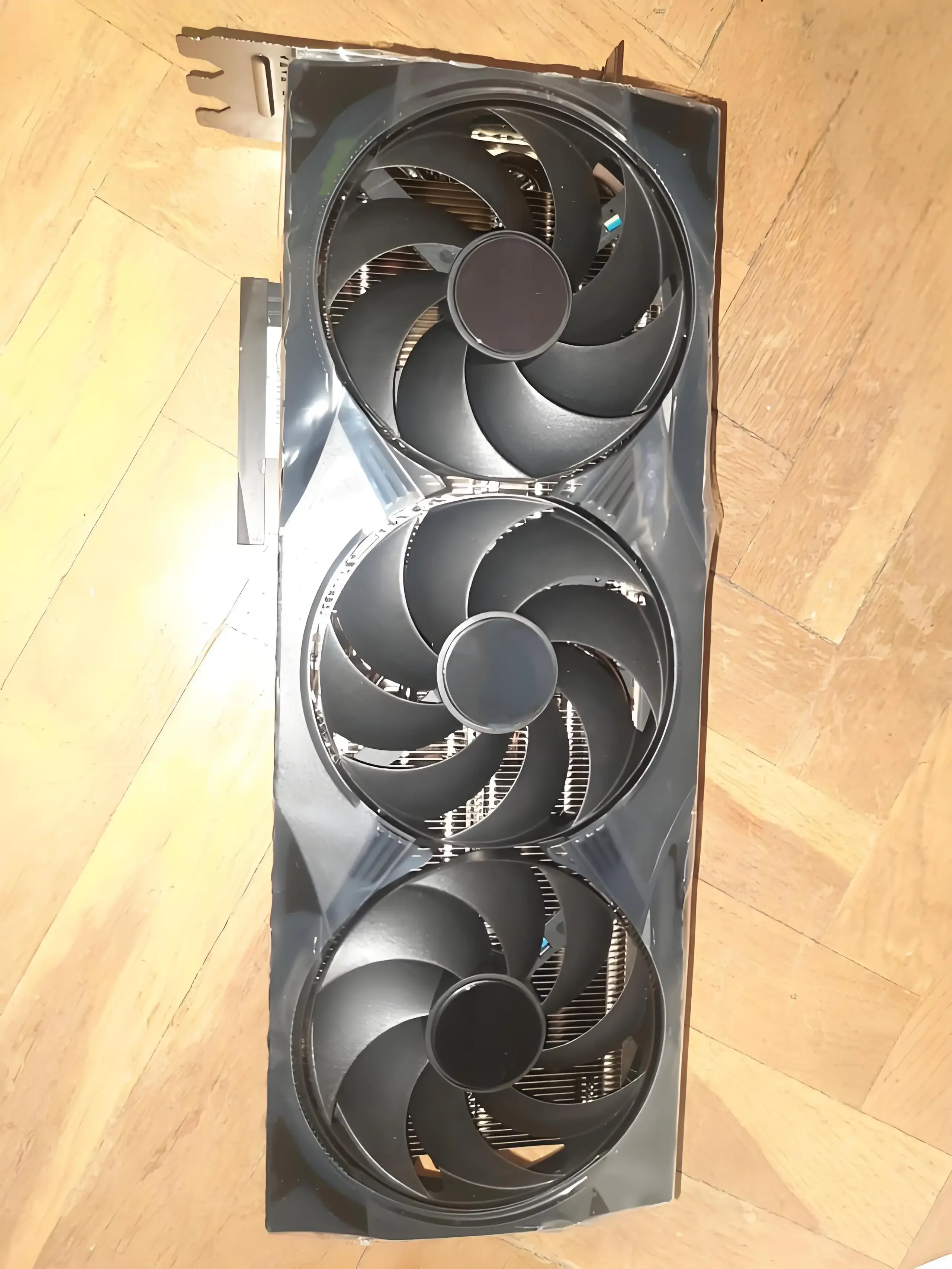 도매 G-Force RTX 5090 GPU 그래픽 카드 32GB GDDR7 512비트 게이밍 GPU, 딥러닝 AI 훈련 데이터 센터용