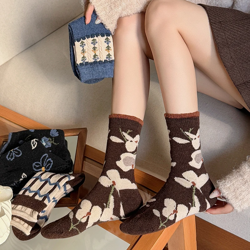 Retro Socken Für Frauen Dicke Neue Trendy Komfort Casual Crew Socken Atmungsaktive Wolle Koreanischen Stil Blume Socken Weibliche Atmungsaktiv