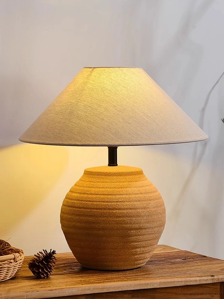 

wabi-sabi wind table lamp, retro bedroom new bedside lamp, high-end feeling, designer Japanese-style living room homestay atmos