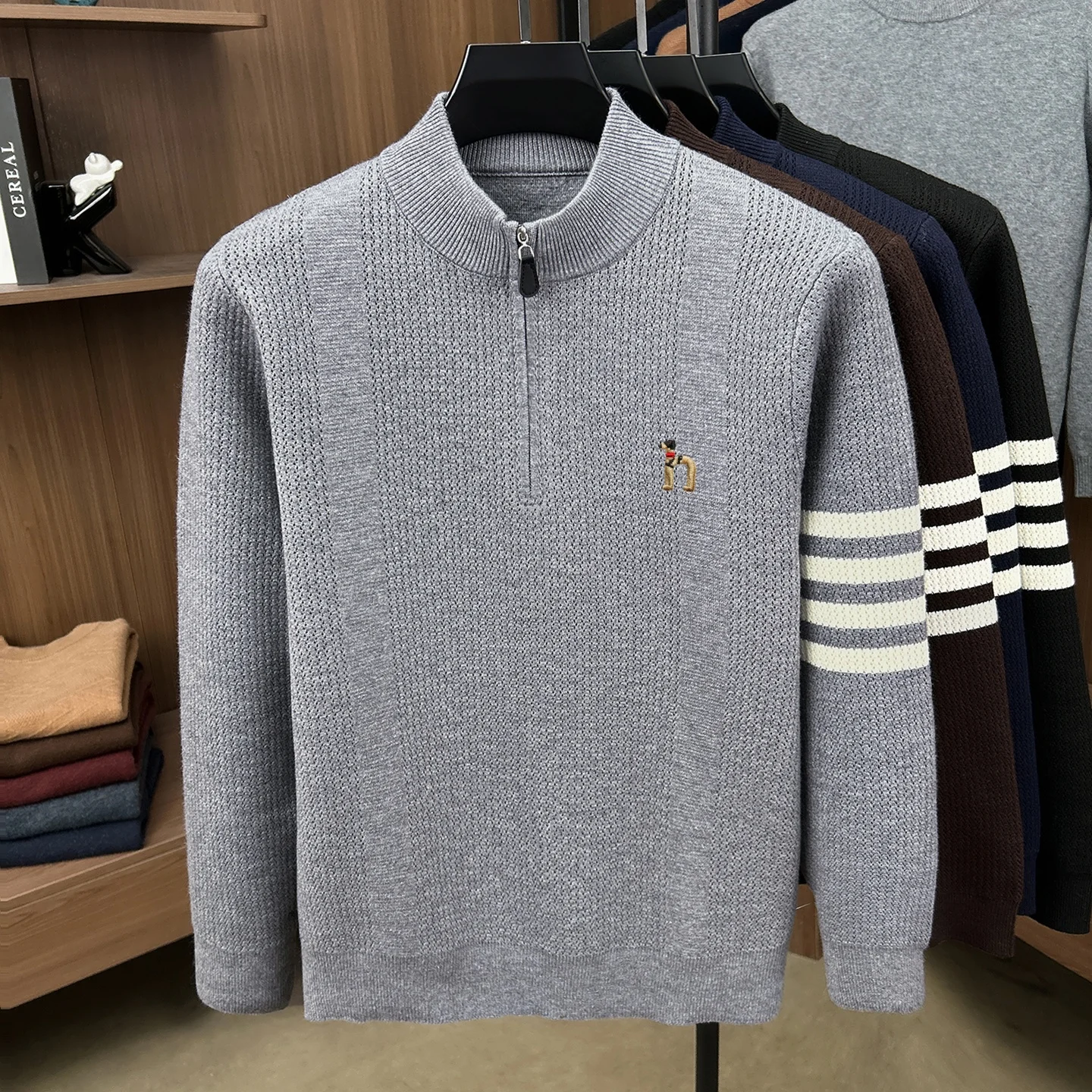 Hochwertiger Modischer Pullover mit Reißverschlusskragen für Herren, Winter-Trend Jacquard-Streifen, Marken-Cartoon-Hund-Stickerei, Warmer Strickpullover – Detail 15