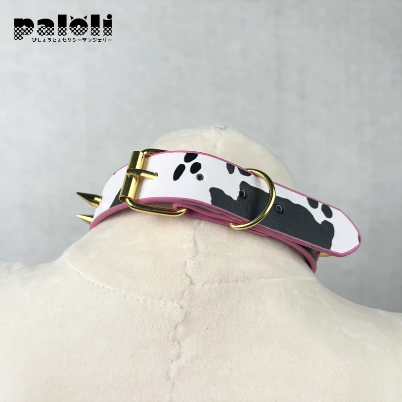 Paloli Sexy Cow Choker Collar PU Leather Cow Print Choker Bell Metal Studs Slave Cosplay Costume BDSM Bondage collana per le donne