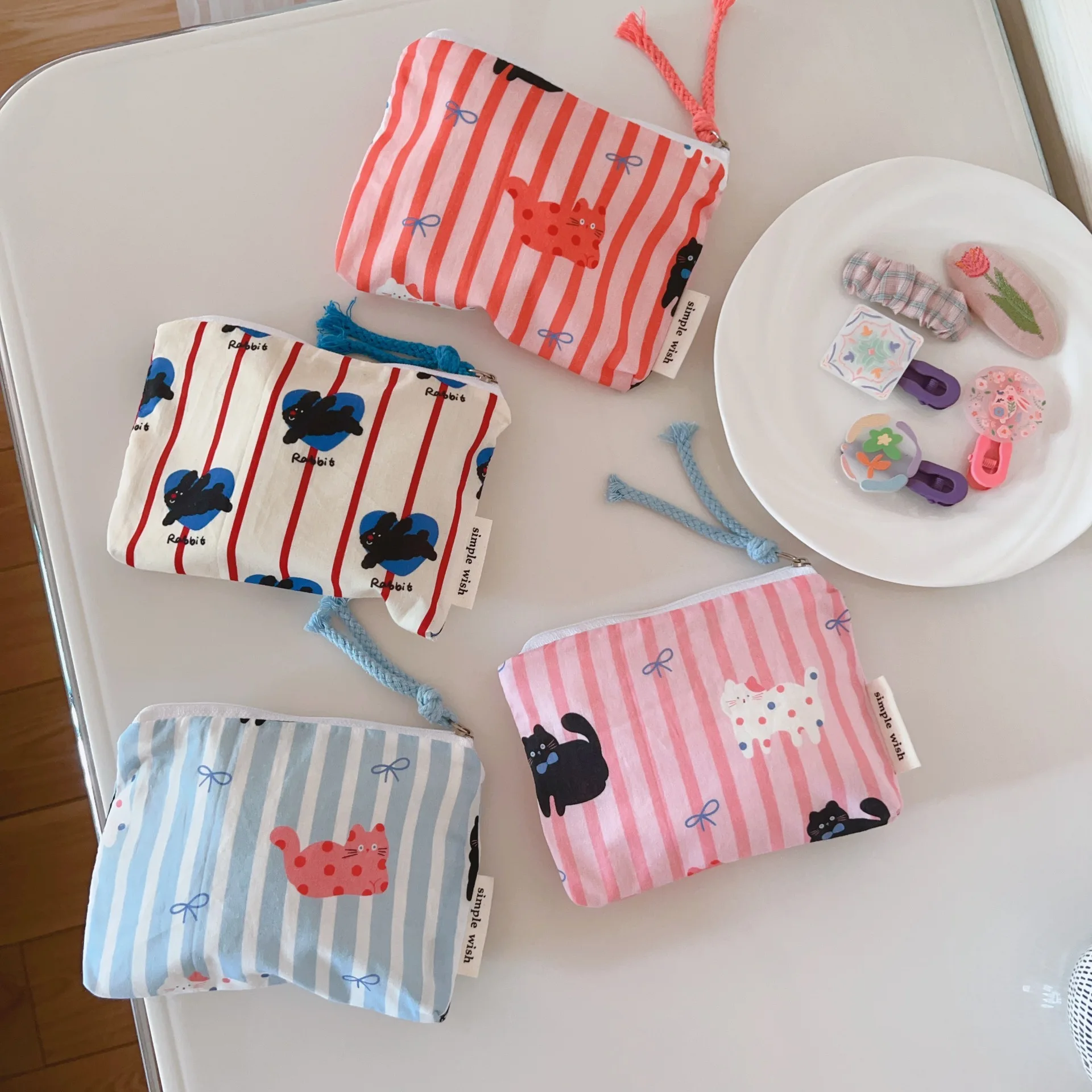 Cute Stripe Coin Purse Cat Animal Print Coin Purse Mini Headphones Lipstick Cosmetic Storage Bag Money Card Key Bag