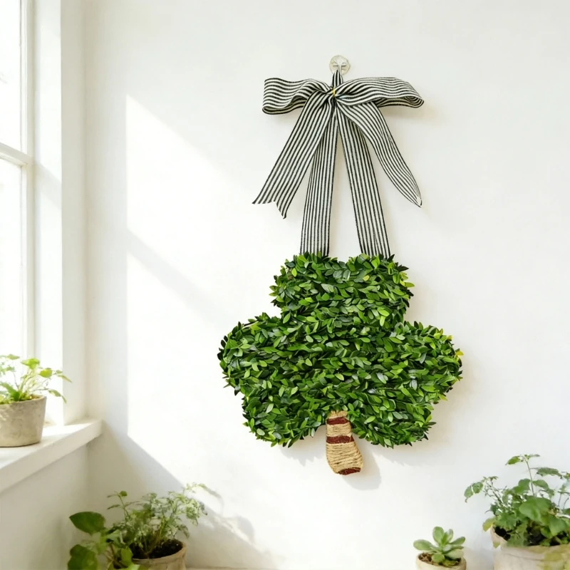 Versatiles Shamrocks Door Hanger Perfect for festives Classroom ambiances or Restaurant Decoration Needs 15UB