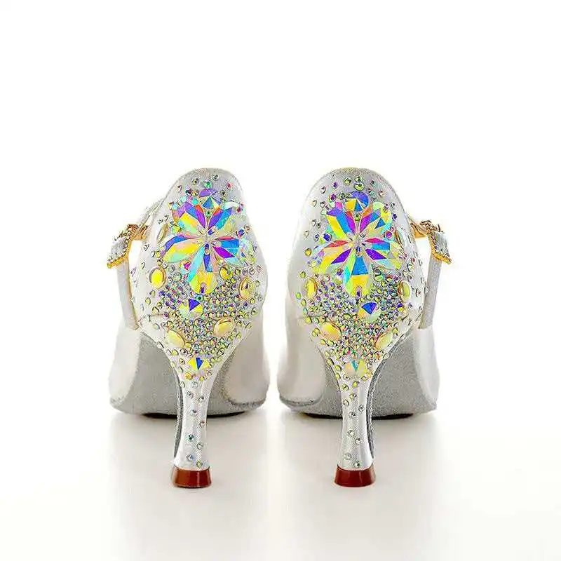Кроссовки, современная танцевальная обувь для женщин, атласная атласная обувь для вальса на домашней подошве, профессиональная обувь для латинских танцев, сверкающие бриллианты
