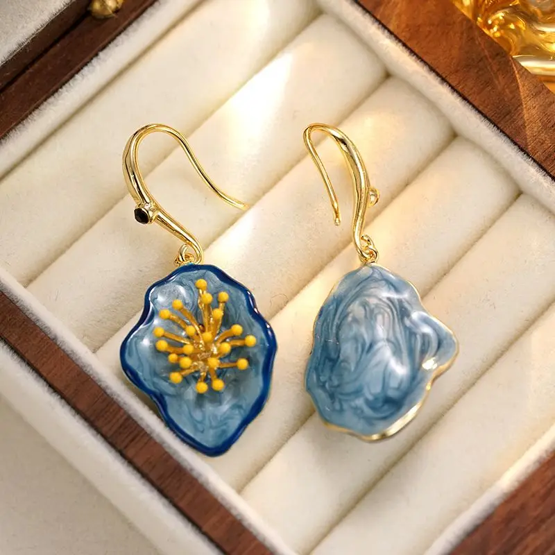 Unique Blue Flower Earrings Women Elegant Floral Enamel Earrings Statement Jewelry For Gfts Cute Geometric Earrings Wholesale