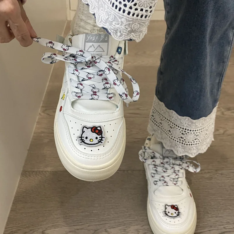 Sanrio Hello Kitty Lace-up Sneakers Y2k Trendy China-Chic Niche Fashion Design White Skateboard Shoes Women New Cute Bread Shoes