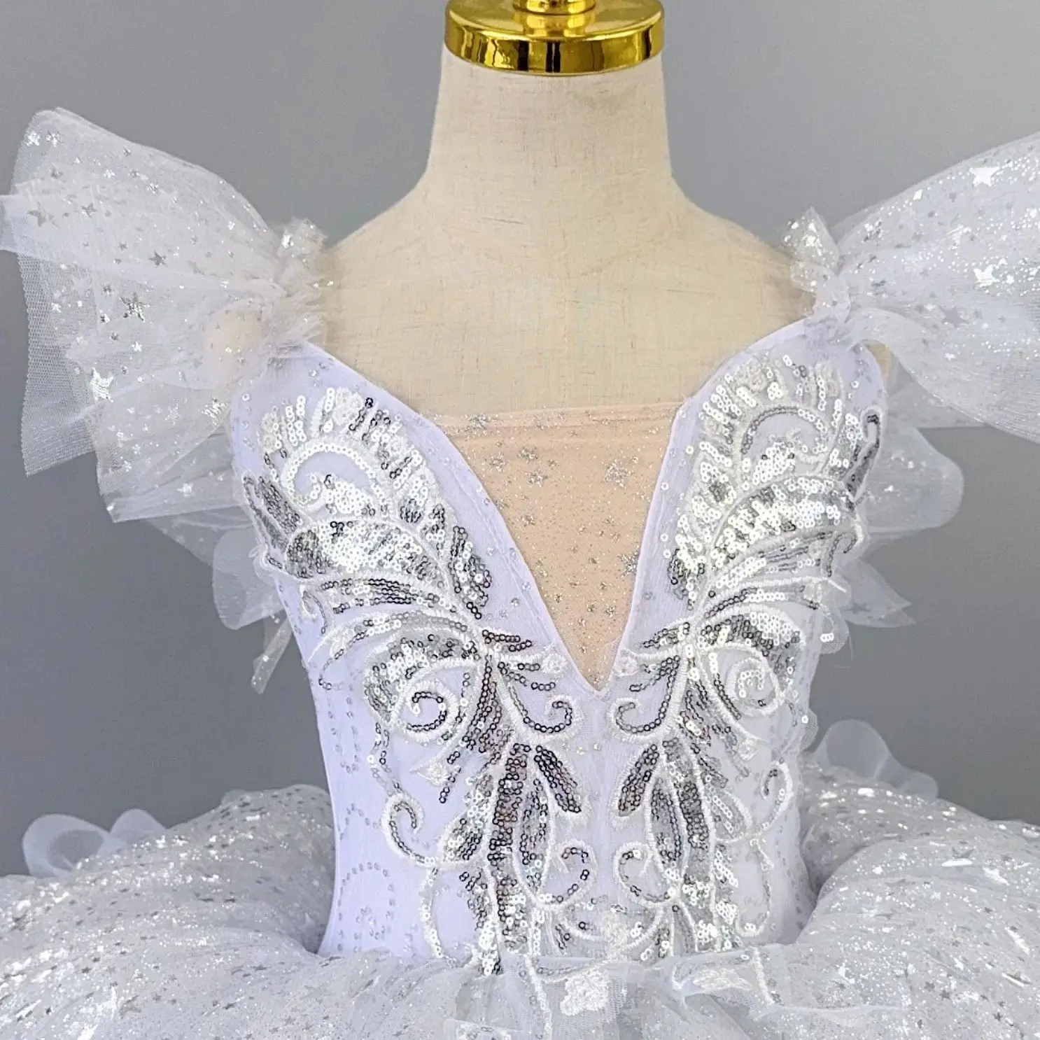 Girls White Sequined Ballet Dress Kids Ballerina Tutu Modern Dance Princess Party Performance Costume