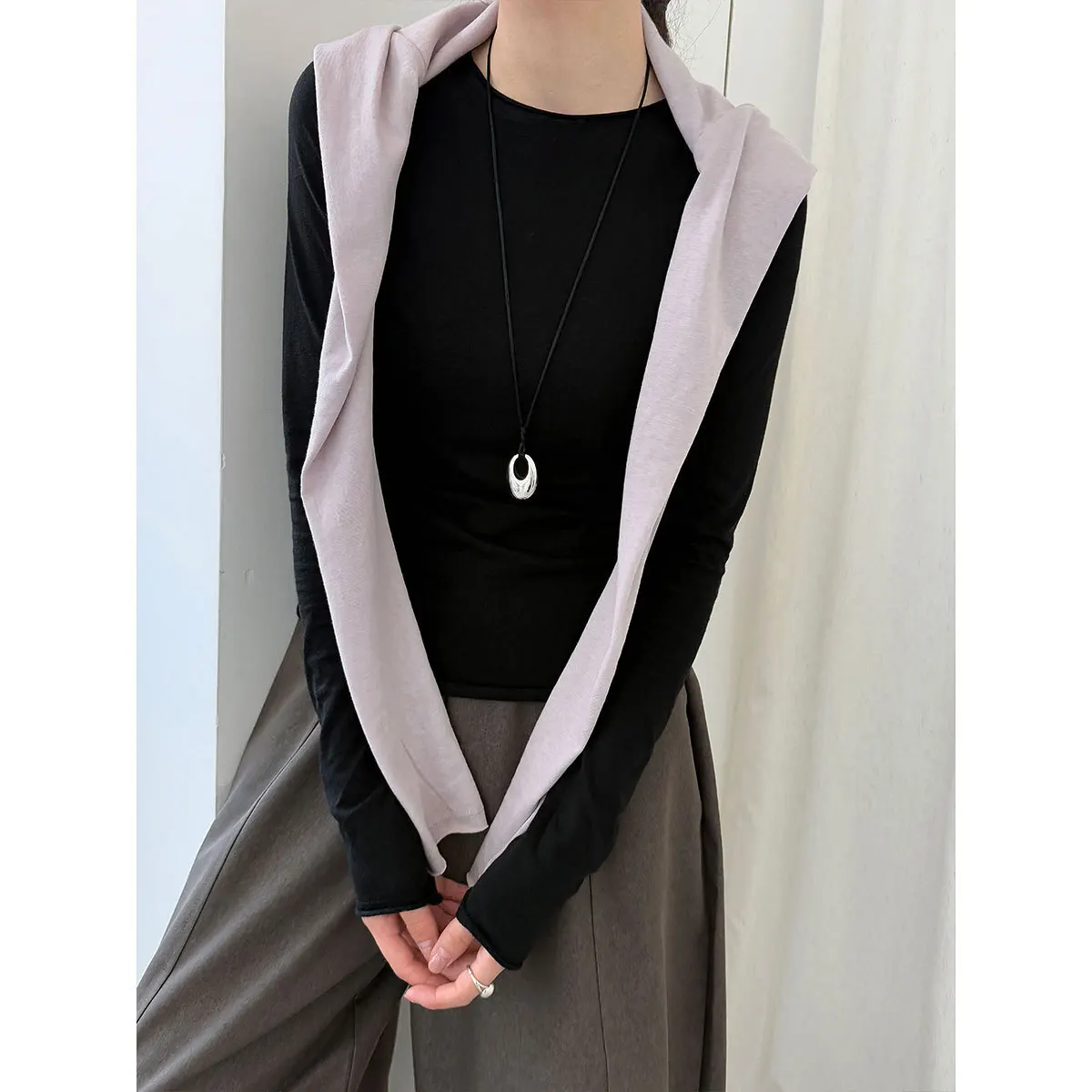 UMI MAO الكورية نمط تنوعا توالت هيم الجولة الرقبة تي شيرت قاعدة قميص للنساء الخريف جديد كم طويل سليم صالح