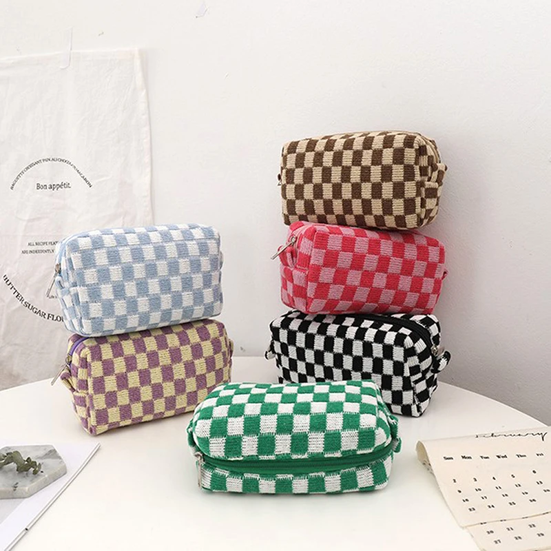 NEW 1pcs Ins Chequered Knitted Cosmetic Bag Clashing Wool Makeup Large Capacity Travel Storage And Organizer Bag Pencil Pouch