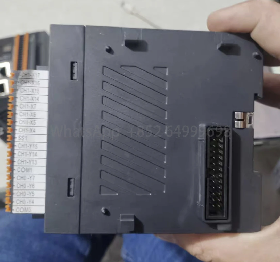 وحدة تحكم PLC مستعملة H5U-1614MTD-ZBJ