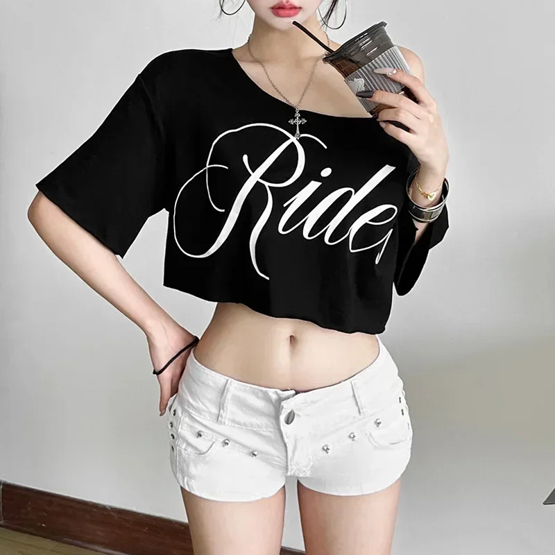 Übergroßes Damen-T-Shirt mit Buchstaben-Print, schrägem Kragen, schulterfreiem Schnitt, kurzen Ärmeln, unregelmäßigem Saum, Hip-Hop-Crop-Top, Sommer-Streetwear-Shirt – Detail 9