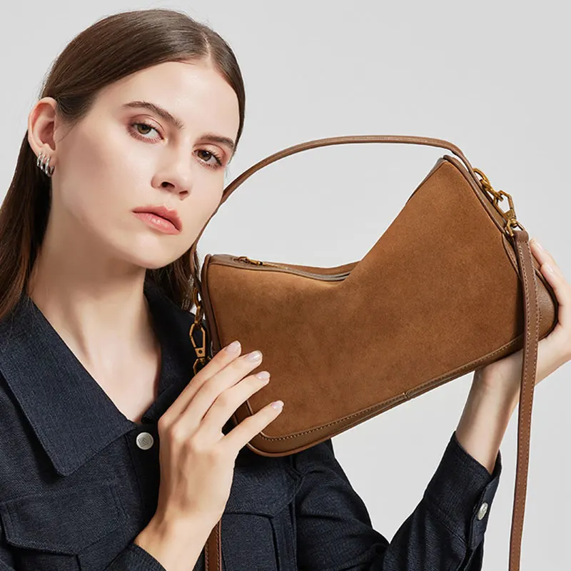 2025 حقيبة نسائية جديدة فاخرة مصمم حقائب كروسبودي انقسام جلد البقر حقائب النساء الجلد المدبوغ متجمد جلد البقر حقيبة كتف الإناث