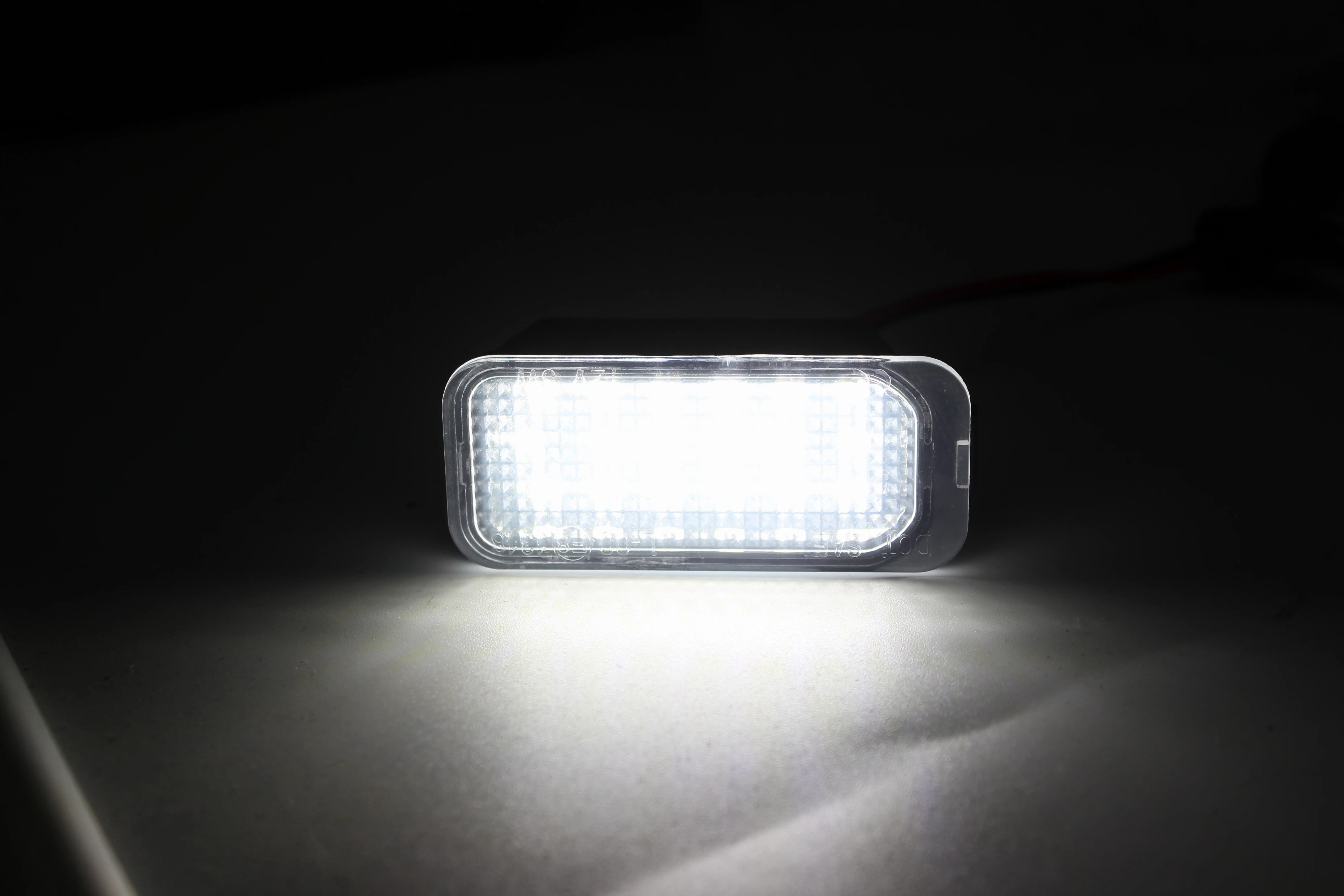2PCS LED License Plate Light For Ford Focus 2 MK2 3 Mondeo 4 5 Fiesta 6 7 Kuga S-MAX No Error Backlight Number Plate light Lamps view 6