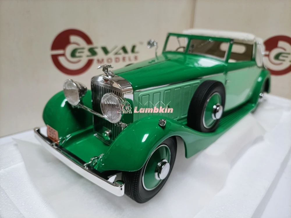 Esval 1:18 For Hispano Suiza J12 Green Convertible Vintage Sports Car Model Classic Old Cars Miniature Car Model