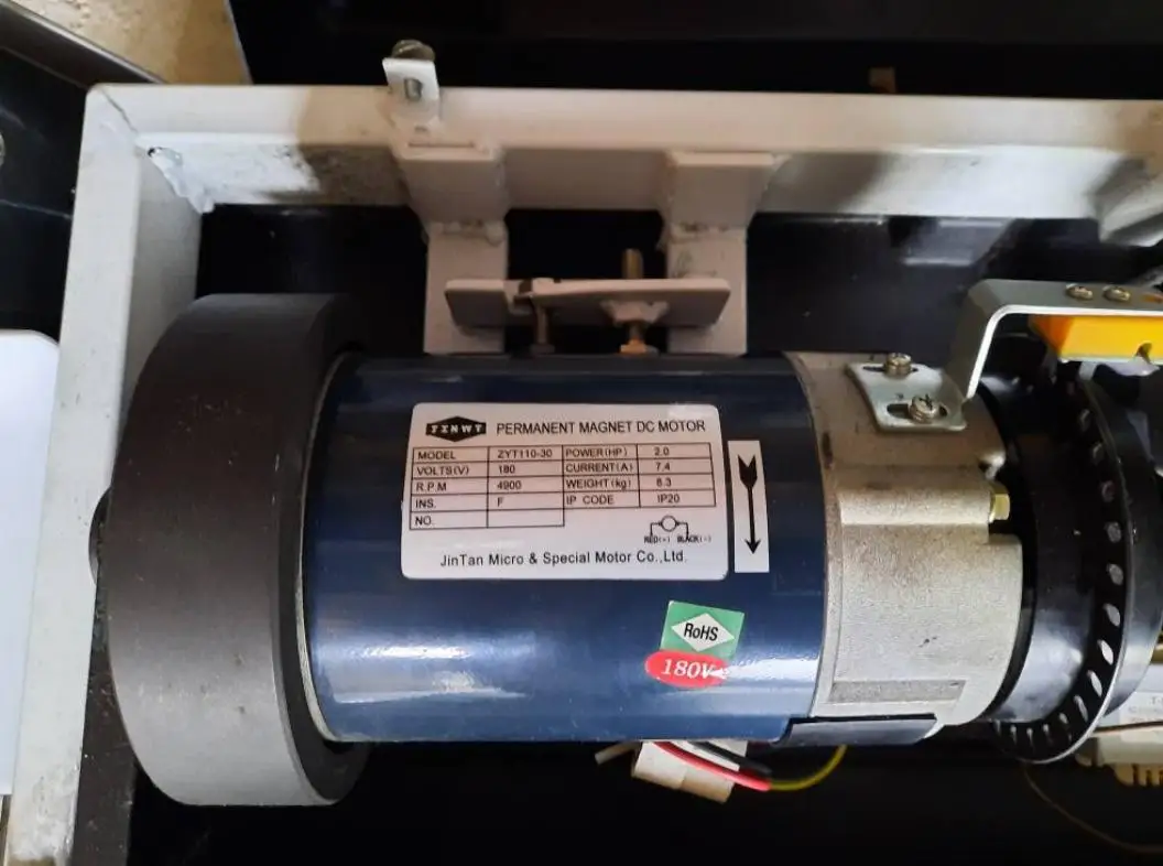 

Treadmill dc motor ZYT110-30 2.0HP 180V 7.4A 4900RPM