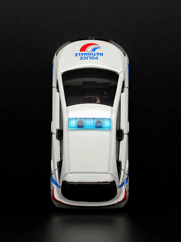 Takara Tomy TOMICA Alloy Car Toy Mini Special Edition AEON AEON 63 Bomb Nissan New Police Car Decoration Collection Gift