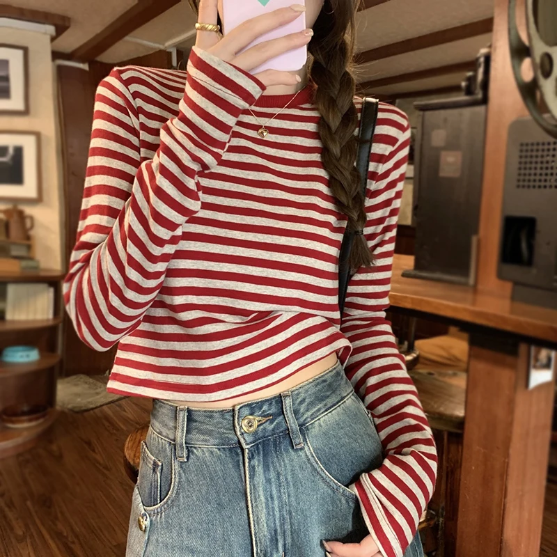 Spring And Autumn Round Neck Contrast Stripe Casual Fashion Versatile Long Sleeved T-Shirts Shorts Student Top Red Stripe