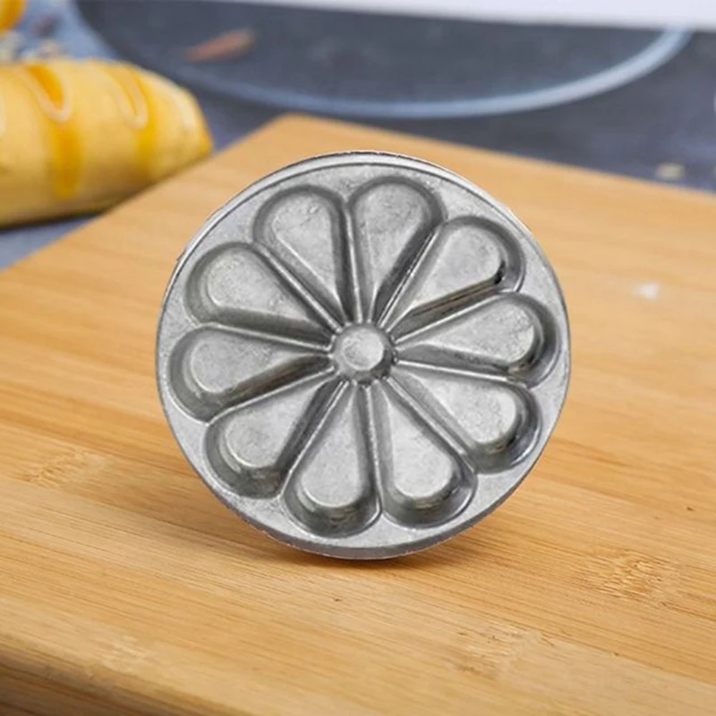 Biscuit Making Mold With Wooden Handle Diamond Biscuit Making Mold Spiral Coil Flower Shape Mold