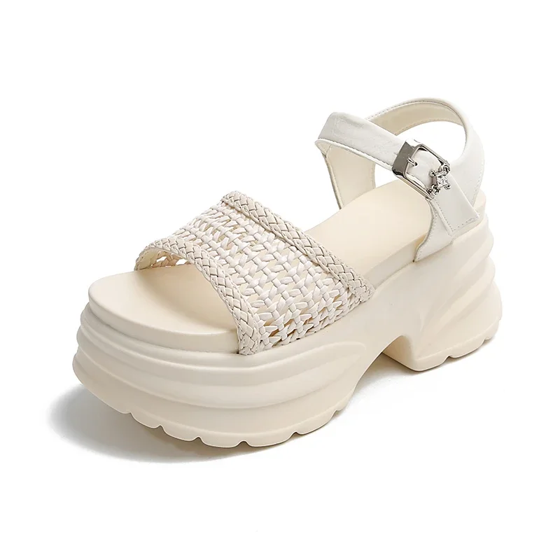 

Модные женские летние повседневные сандалии на платформе и высоком каблуке 8,5 см, новые кожаные туфли на толстом каблуке с пряжкой и ремешком, массивные пляжные тапочки