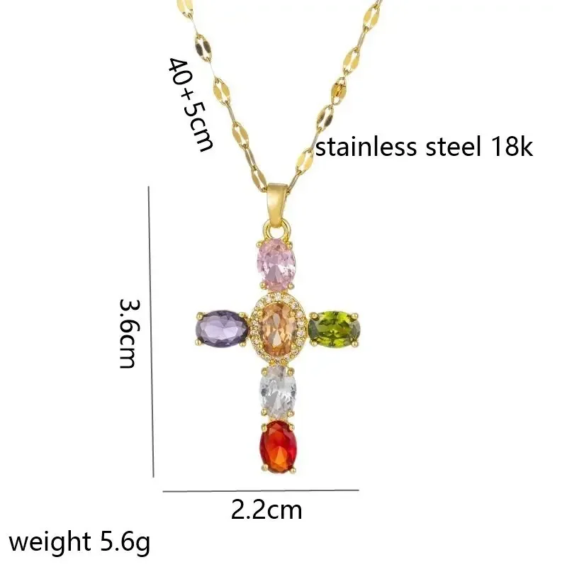 럭셔리한 터치와 독특한 컬러감을 더한 빈티지 십자가 모양의 지르콘은 눈부시고 다재다능합니다.