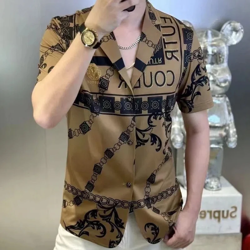 2024 High Quality Summer New Models Men\'s Fashion Trend Light Luxury Business Chest Badge Letter Printed Short Sleeve Suit Tops