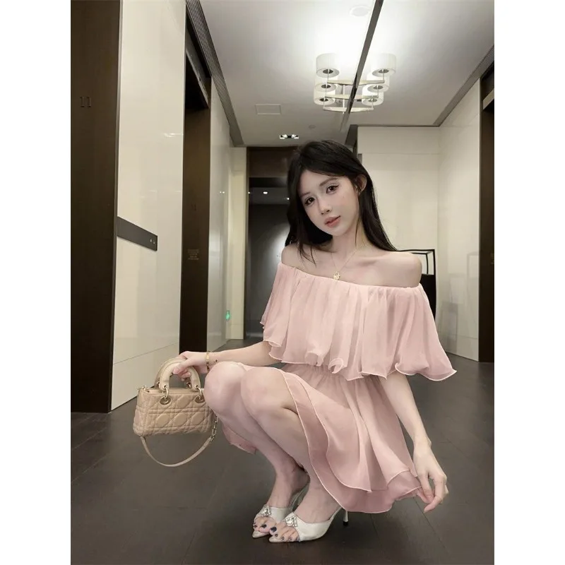

Women Spring Pure Elegant Mid-length Cinched Waist Top French Super Ethereal Sexy Ruffled One-neck Off-the-shoulder Chiffon Top