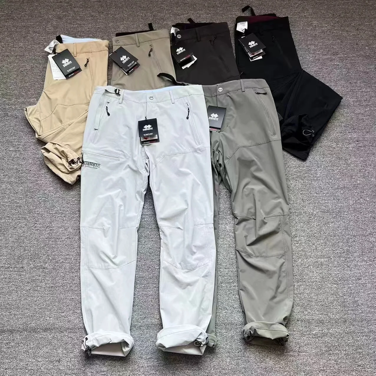

Lightweight Breathable Men's Outdoor Cargo Pants Skin-friendly Casual Workwear Trousers Summer Long Pants Khaki Color