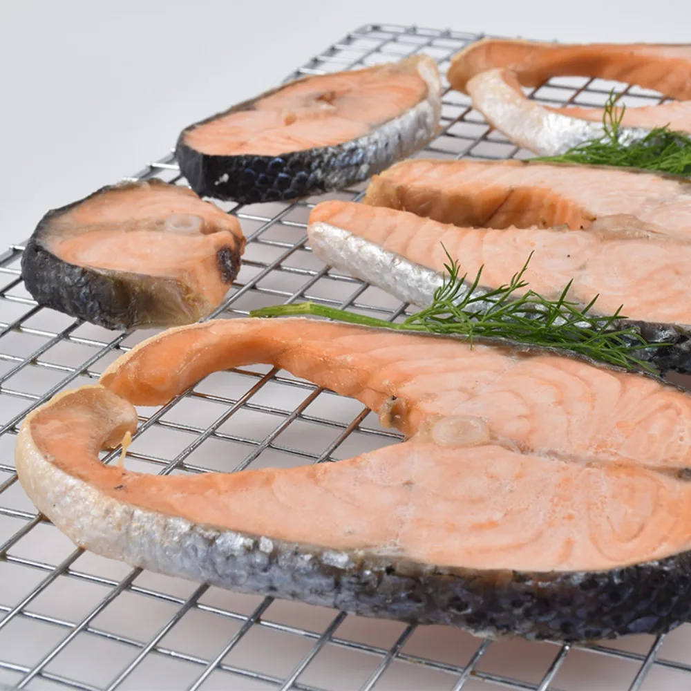 

Rectangular Baking Cooling Rack Silver Grid Design Food Drying Rack Heat Resistant High Feet BBQ Cooling Rack Biscuits