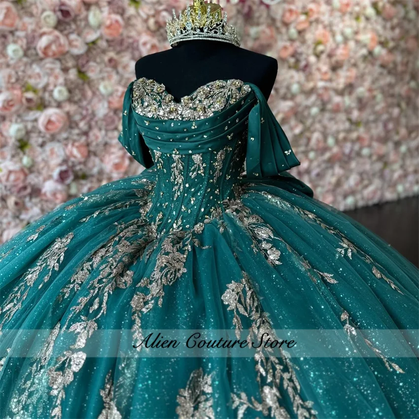 

Glittering Green Quinceanera Dresses Bow Sequins Appliques Beads Birthday Party Gown Princess Vestidos De 15 Anos Customized