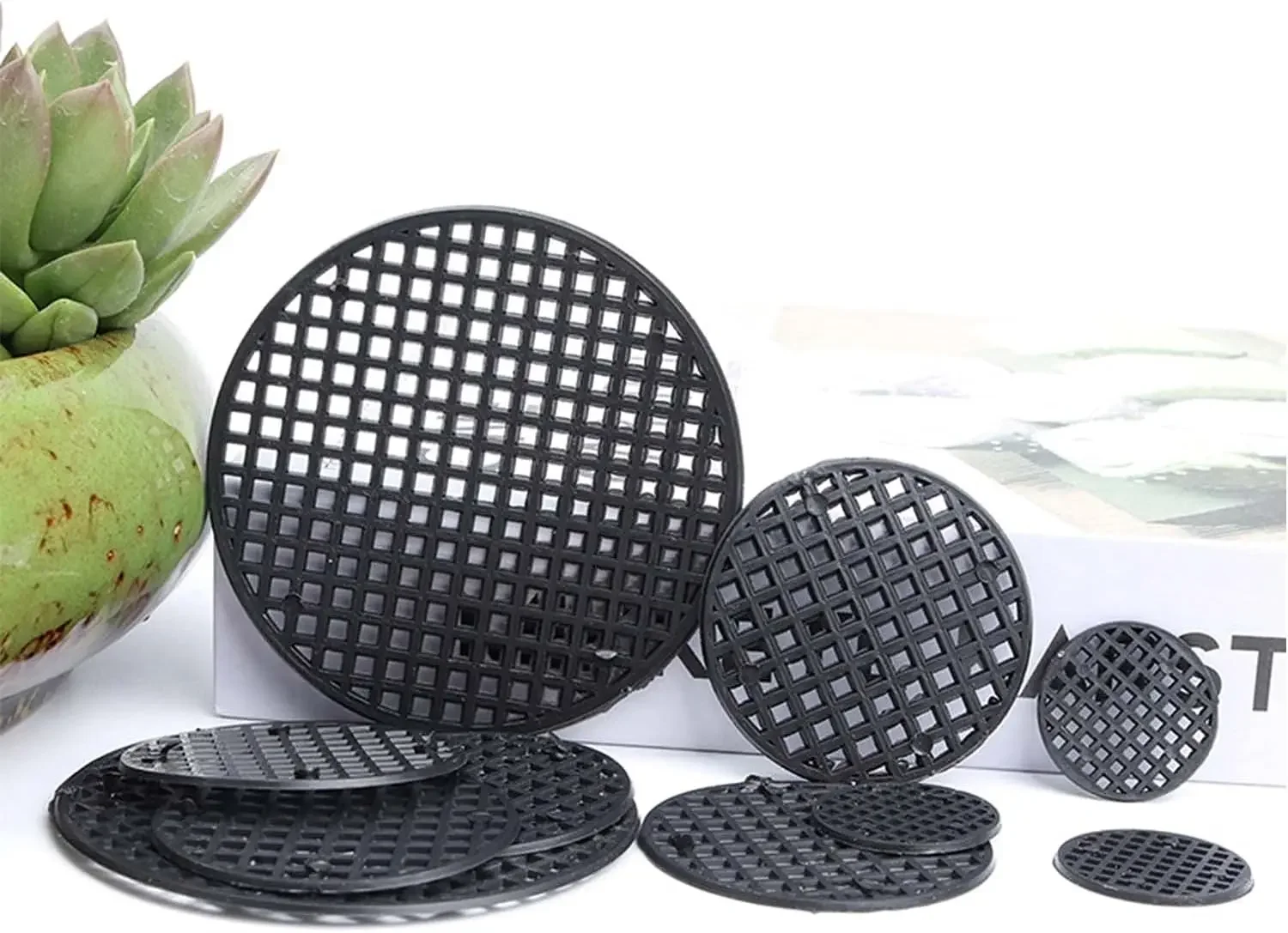 50pcs Plastic Flower Pot Hole Mesh Pad，Round Bonsai Pot Bottom Grid Mat Mesh ，for Garden\'s Drainage Rigid Mesh Hole Screens