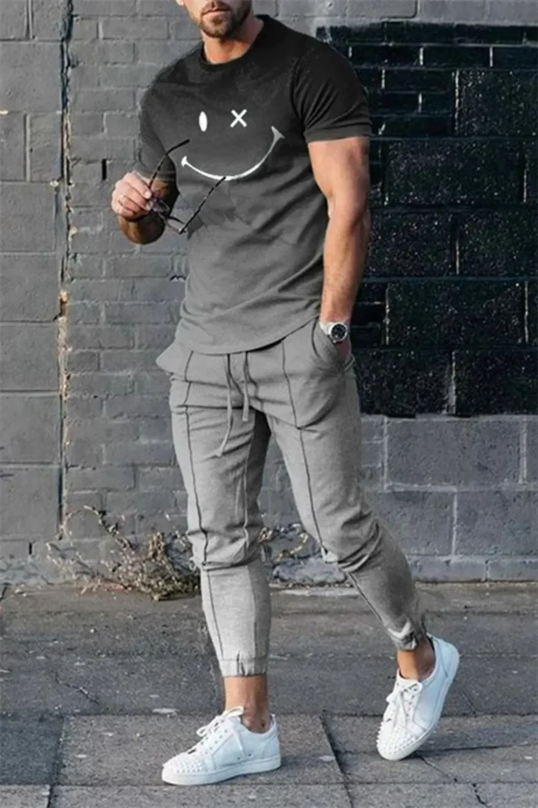 

Men's casual short sleeved pants set with round neck design micro elastic fabric and pockets for summer casual wear